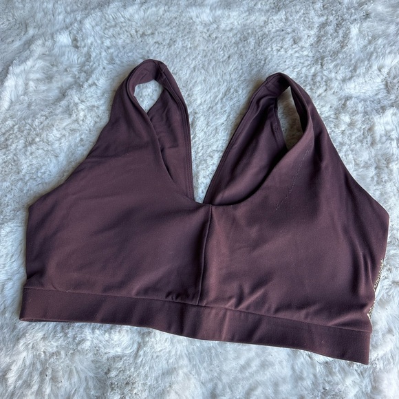 Gymshark x Whitney Simmons v2 Set in Dark Brown - Picture 2 of 10
